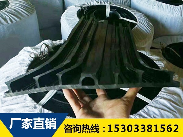 供應(yīng)背貼式橡膠止水帶